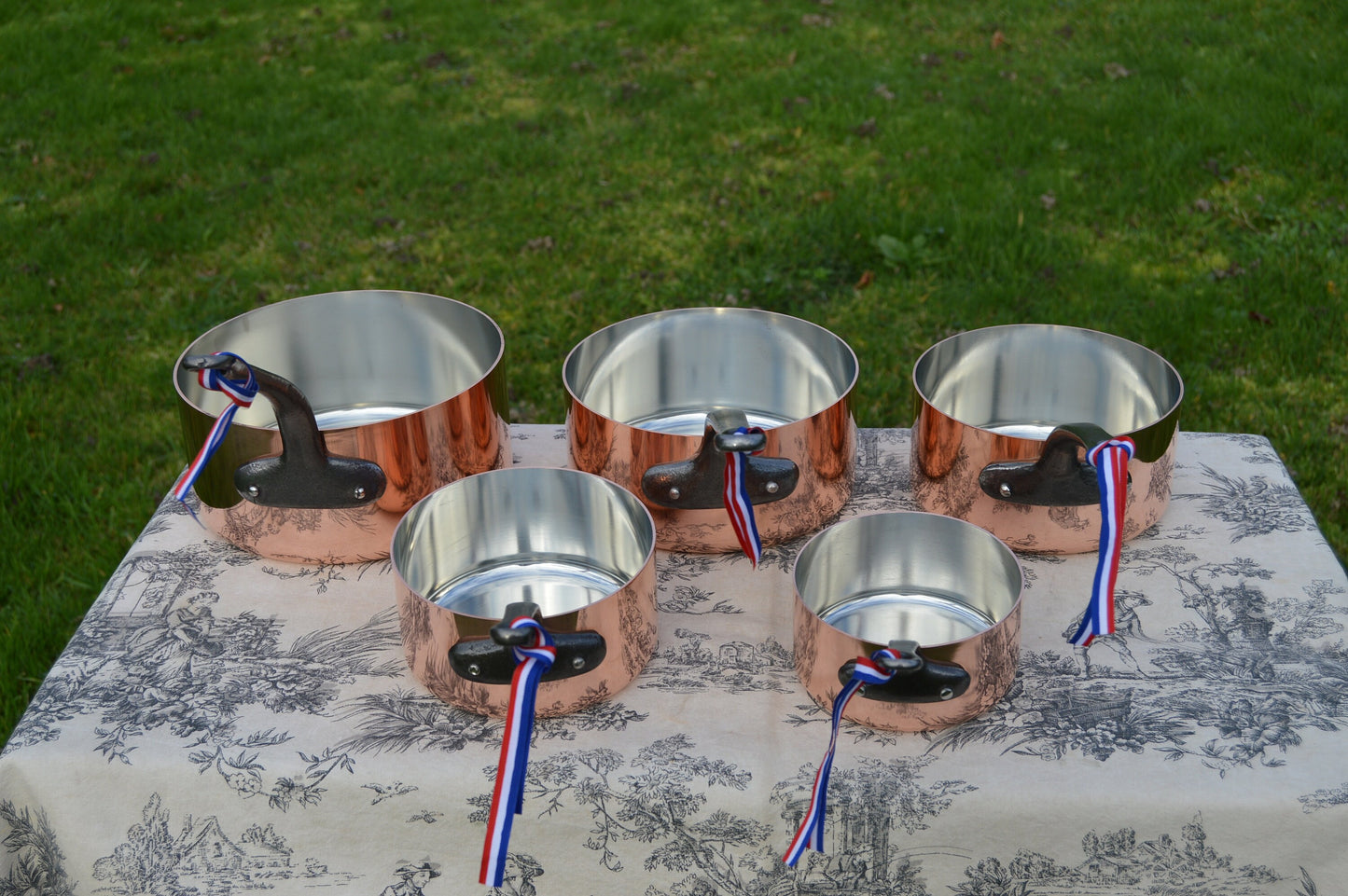 New NKC Copper Pans Professional Grade New Set of Graduated 12cm-20cm 1.4-1.7mm Tin Lined Copper Saucepans Iron Handles Steel Rivets By NKC