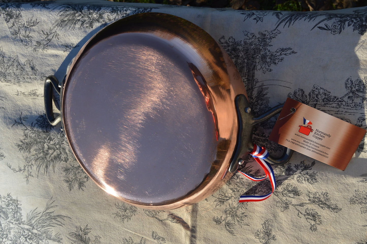 New NKC 24 cm Copper Round Au Gratin Pan Normandy Kitchen Copper Saute Roasting Pan 24cm 9 1/2" Across Tin lined New Normandy Kitchen Copper