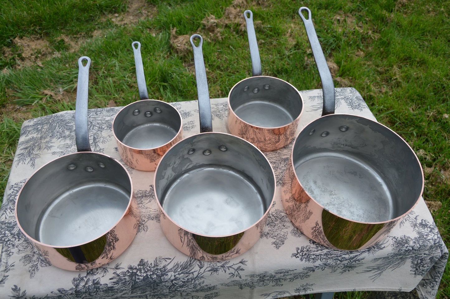 Copper Pans 5 1.8-2mm Vintage French Factory Tin Set Five Graduated French Vintage Hammered 12cm-20cm Excellent Factory Tin Normandy Kitchen