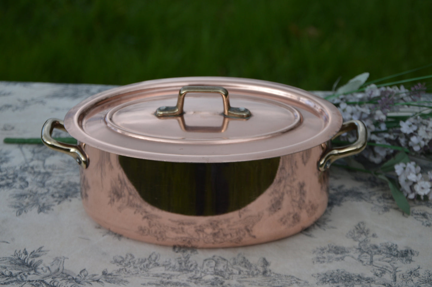 Tournus Copper Cocotte Casserole Marmite Oval Pot French Copper Casserole Lid 1.4mm 20cm 8" Nickel Lined Good Condition