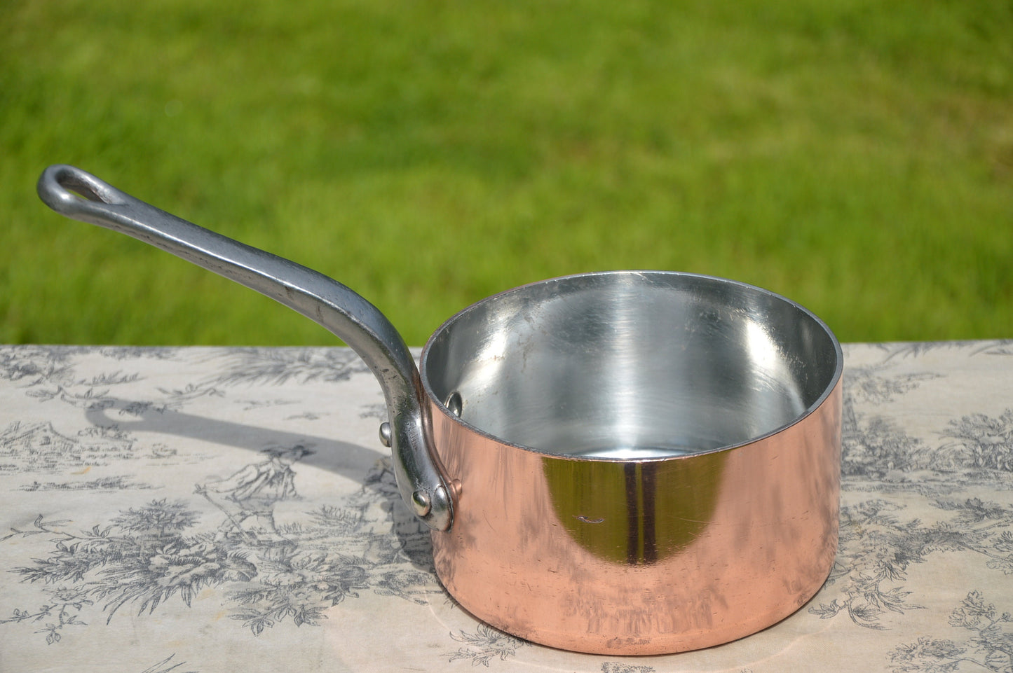 Vintage Chomette Favor Saucepan French Copper 16cm 6 1/4 inch 2.8mm New Tin Lined Professional Sauce Pan Butter Pan 1.8 k Cast Iron Handle