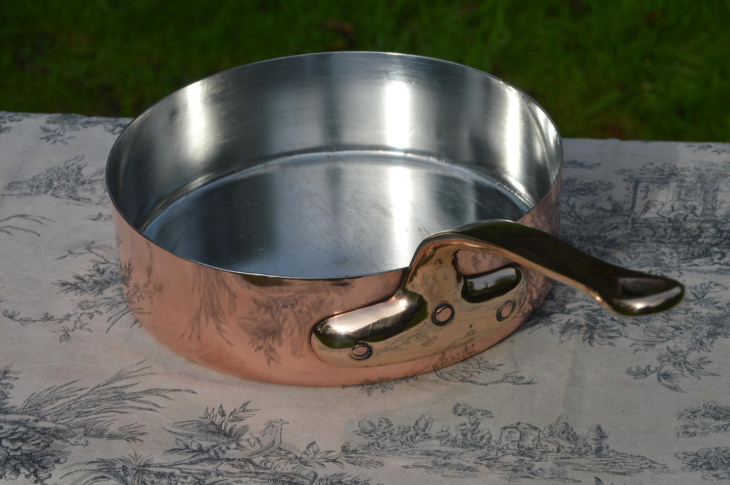 Antique Copper Saute 1.3mm Copper Saute Fry Pan New Artisan Tin Lining Thick Bronze Handle Copper Rivets 24cm 9 1/2"