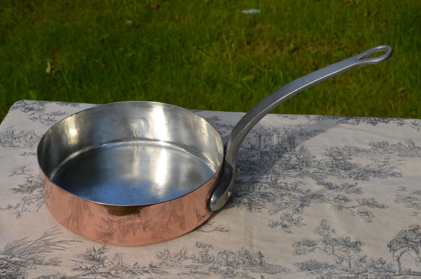 Antique Copper Pan Sauté French Copper Professional Saute Pan 1.4mm New Tin Professional 22cm 8 5/8 inch Classic Beautiful Saute Pan