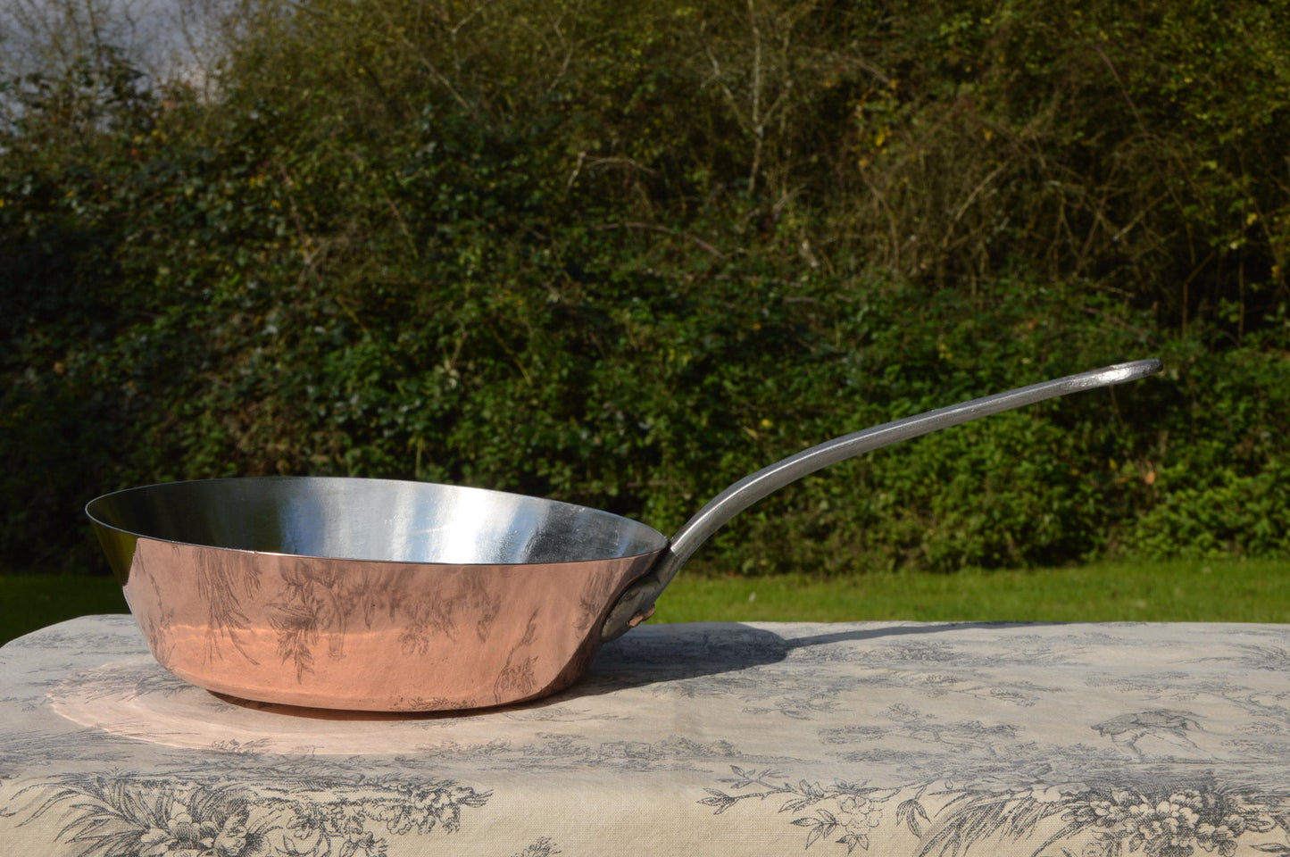 Sauteuse Evasee French Copper Antique Professional Windsor 24cm Splayed Sauce Pan 1.1mm Cast Iron Handle Very Well Used Antique