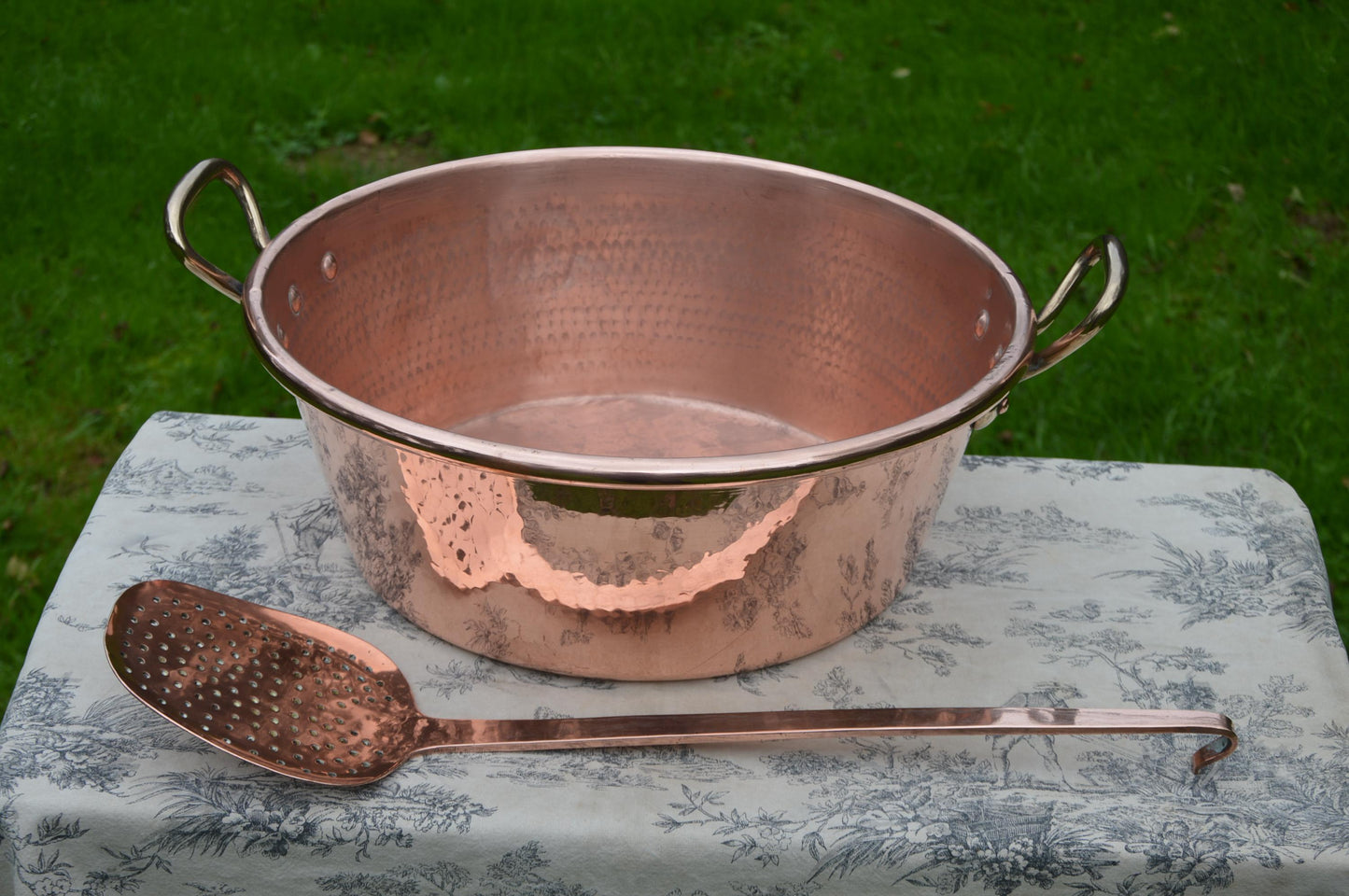 Vintage Copper Hammered Professional Jam Jelly Pan 41cm Rolled Top 4.62k 10lbs 3oz Cast Iron Handles and Copper Ecumoire Normandy Kitchen