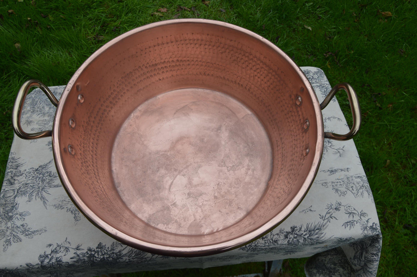 Vintage Copper Hammered Professional Jam Jelly Pan 41cm Rolled Top 4.62k 10lbs 3oz Cast Iron Handles and Copper Ecumoire Normandy Kitchen