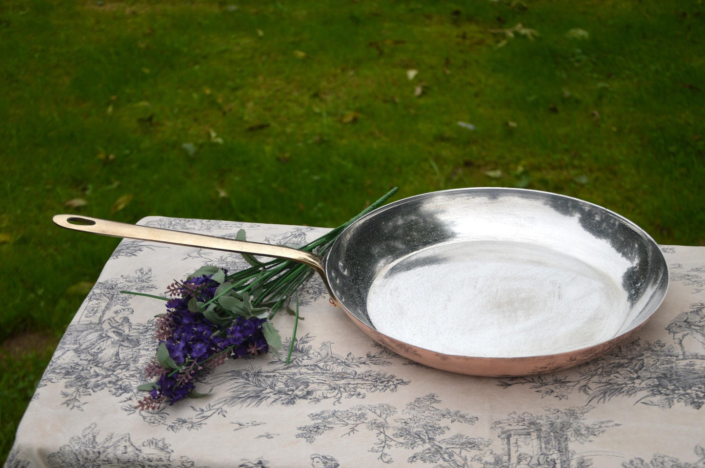 Copper Saute 1.5mm Made in France Fry Pan Vintage Pan New Hand Wiped Tin Lining Thick Bronze Handle Copper Rivets 31cm 12 1/4"