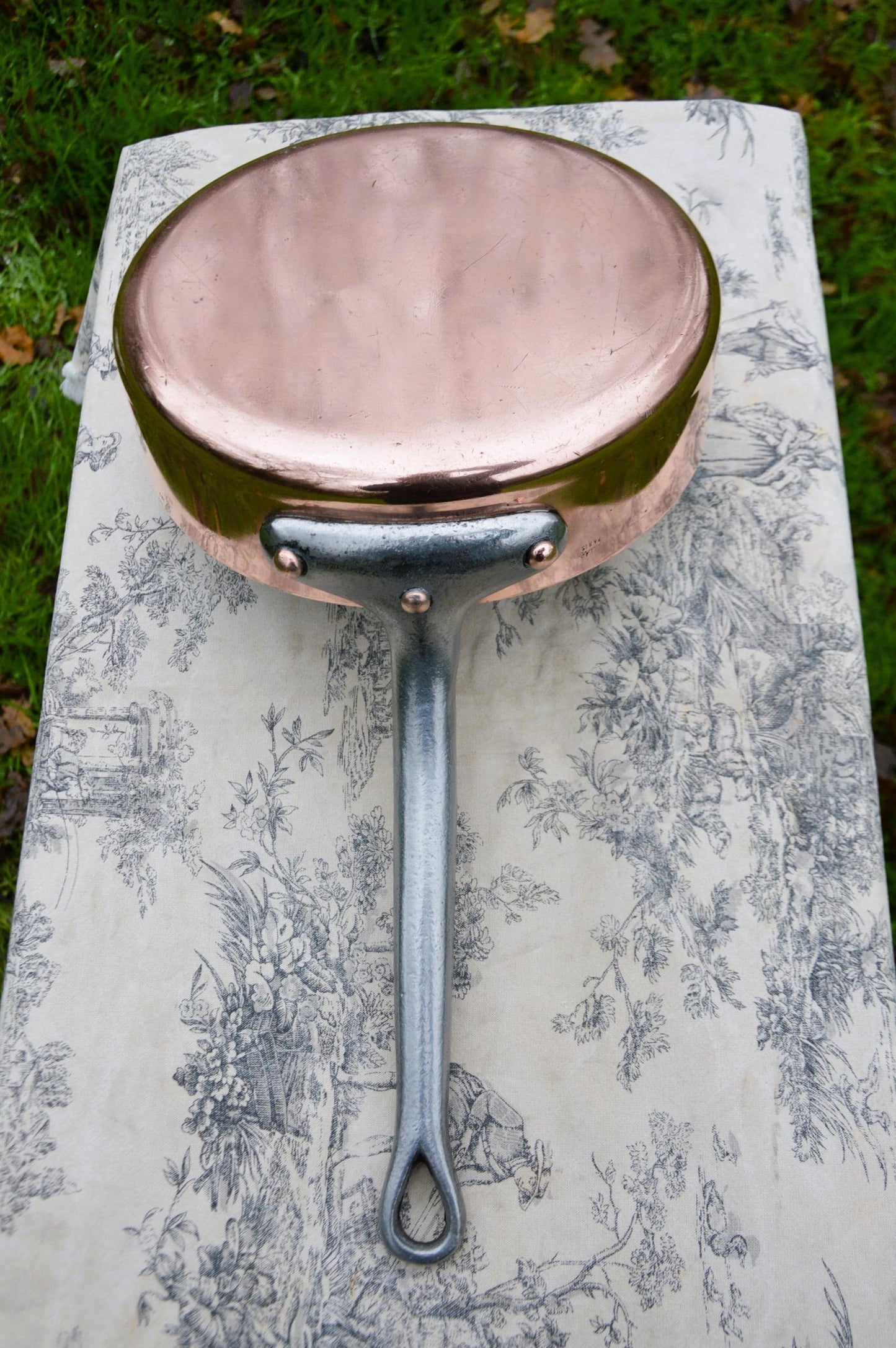 Gaillard Paris Saute 26cm 10 1/4 " Sauté French Vintage 3.3mm Copper Big Sauté New Hand Wiped 100% Food Grade Tin Hammered Heavy Quality