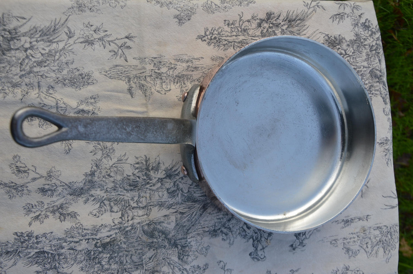 Gaillard Paris Saute 22cm 8 5/8 " Sauté French Vintage 2.8mm Copper Good Sized Sauté New Hand Wiped Tin Hand Raised Hammered Heavy Quality