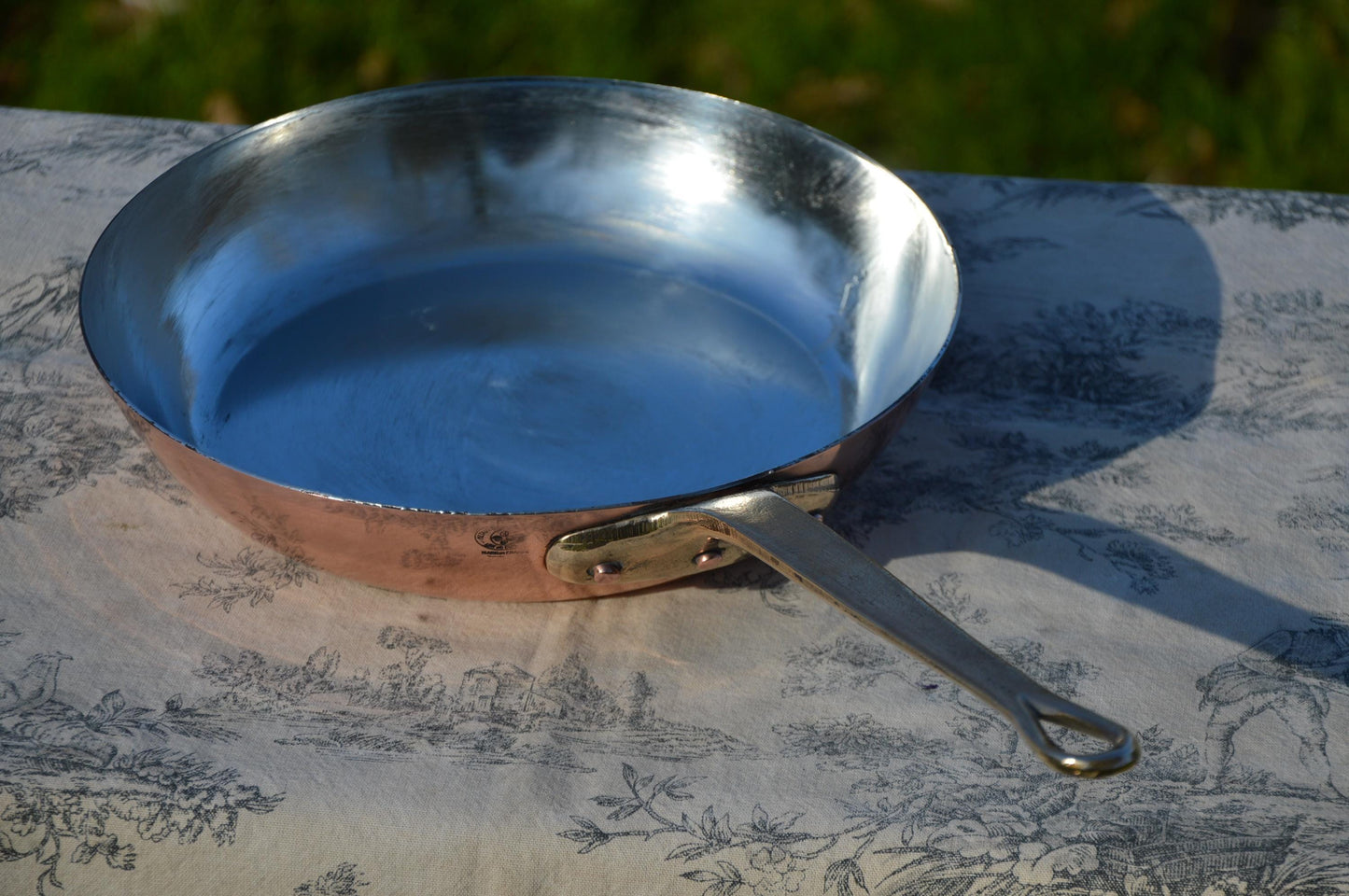 Vintage Metaux Ouvres 1.3mm Copper Flipping Frying Pan Saute Bronze Handle Copper Rivets Professional Pan Skillet New Hand Wiped Tin Lining